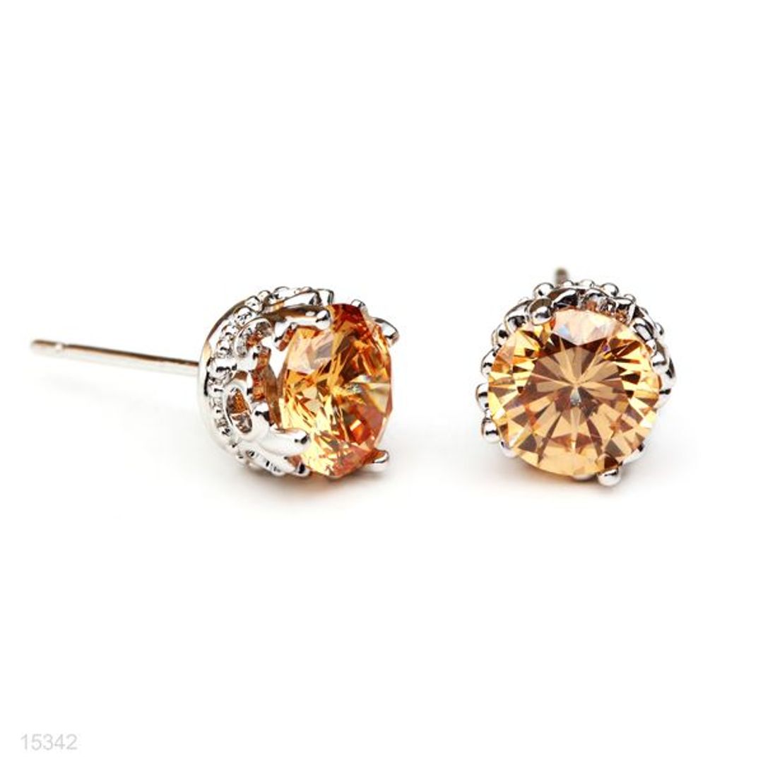 Buy Classic Zircon Crown Prong Studs Online in Pakistan On Tesoro