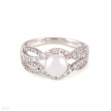 Detailed Interlace Pearl Ring