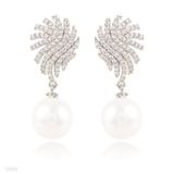 Palm Leaf Pearl Earrings