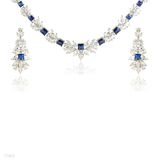 Charming Wreath  Necklace Set