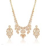 Extravagant gold chandelier set