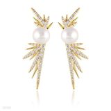 Classy lightning pearl gold earrings