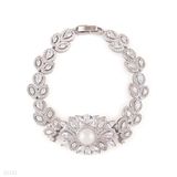 Queen of pearls silver bracelet