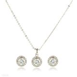 Exquisite Solitaire Pendant Set