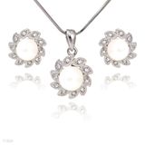 Revolving Petals Pearl Set