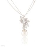 PENDANT BUNCH/PEARL DROP.-SLVR-CLEAR