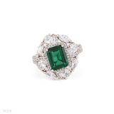 REGAL RADIANCE GREEN RING